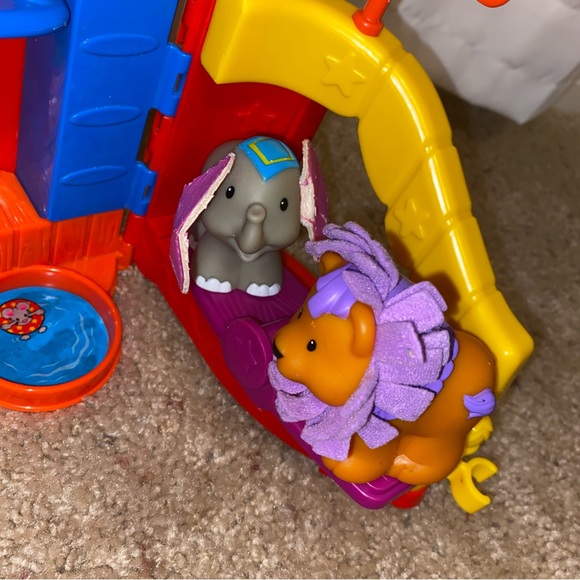 Little people big top circus carnival Lion elephant trapeze teeter totter - Picture 8 of 17